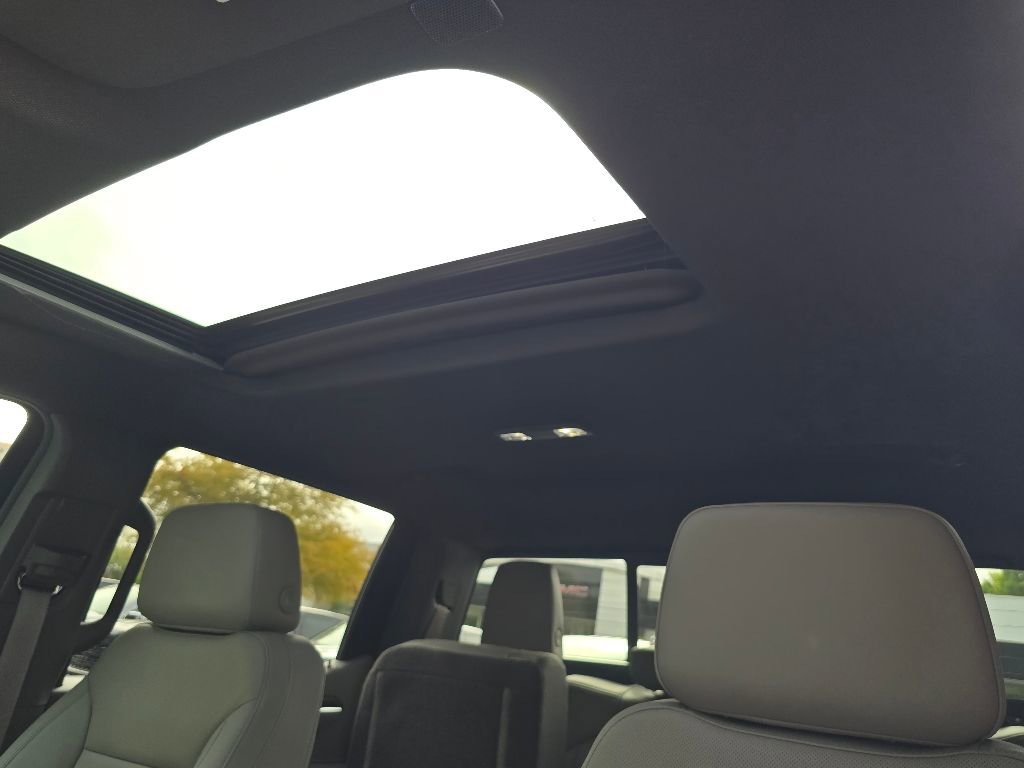 New 2026 GMC Sierra 1500 SLT w/ SLT Premium Plus Package image 10