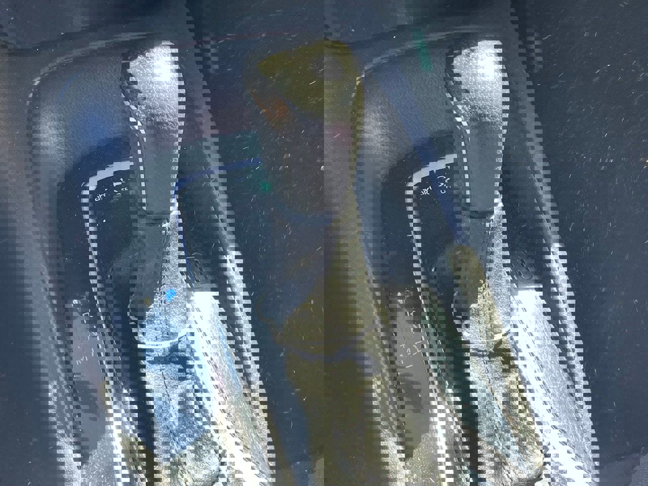 Used 2022 Toyota Corolla SE w/ Carpet Mat Package (TMS) image 6