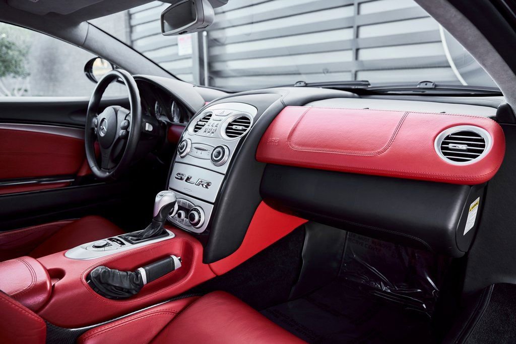 Used 2006 Mercedes-Benz SLR image 45