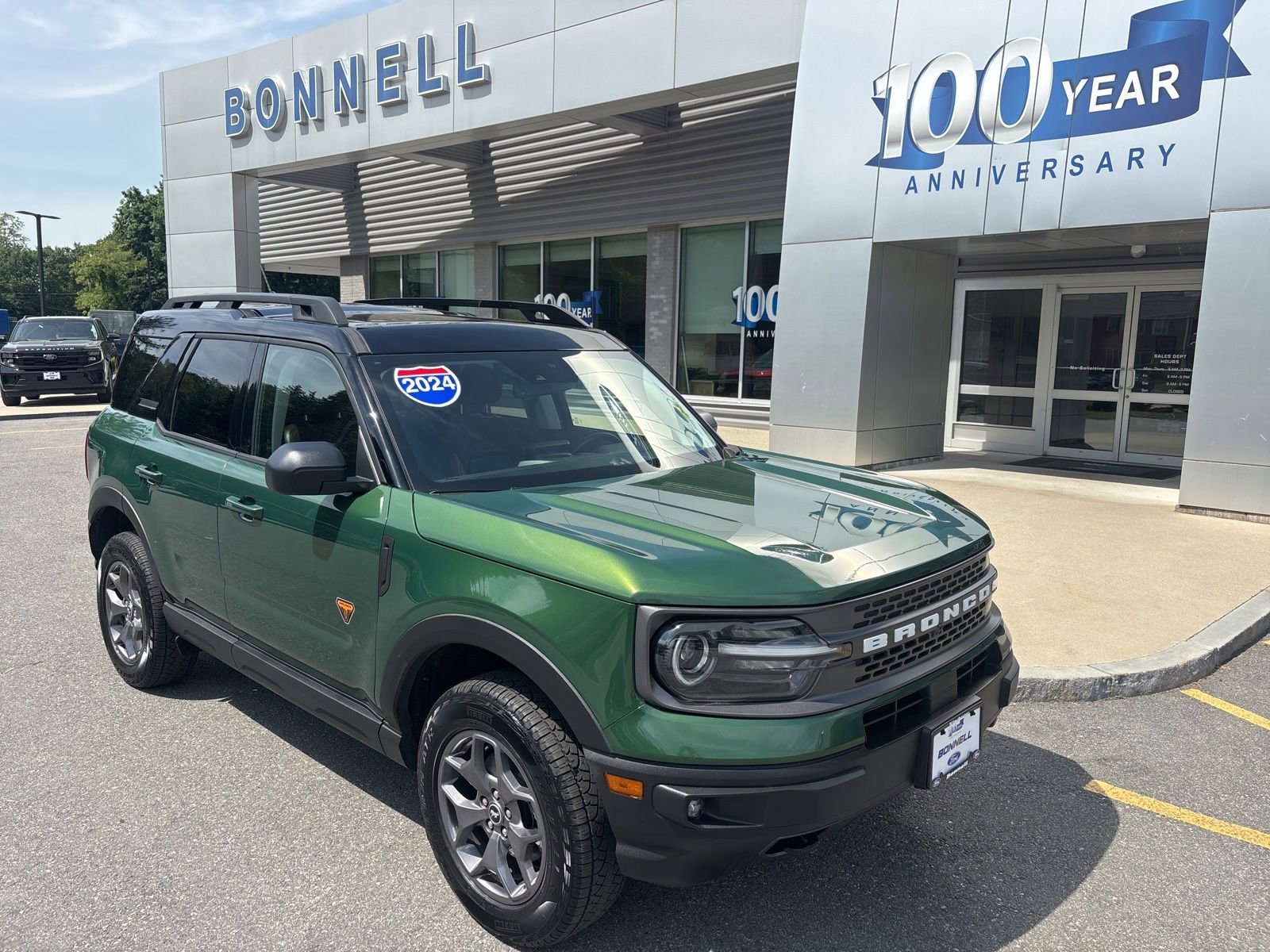 Used 2024 Ford Bronco Sport Badlands w/ Premium Package AWD/4WD image 1