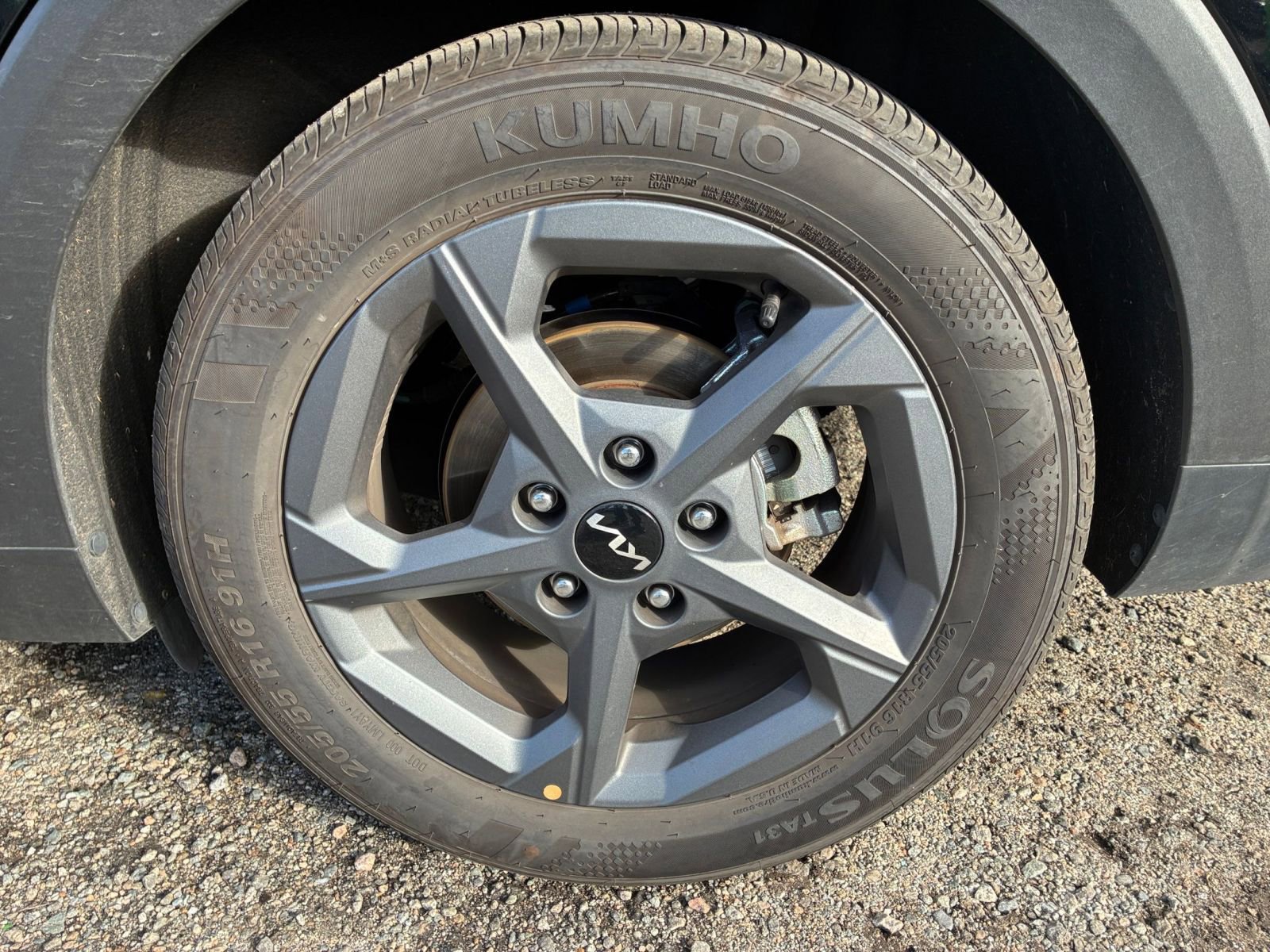 Used 2025 Kia K4 LXS image 29