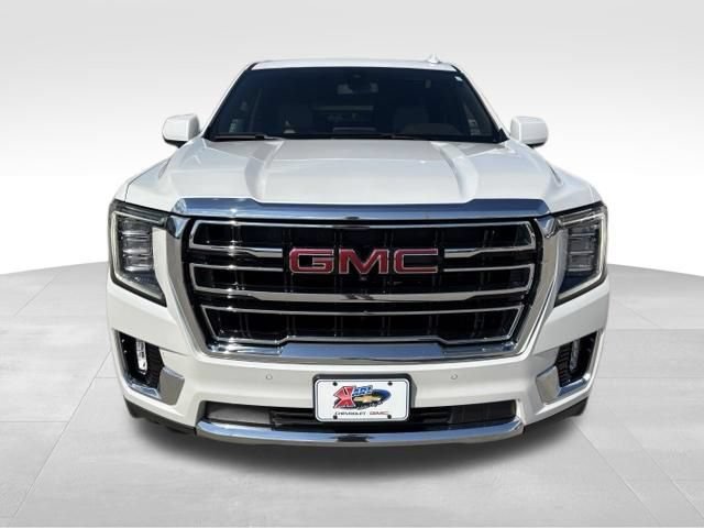 Certified 2022 GMC Yukon SLT w/ SLT Premium Package AWD/4WD image 8