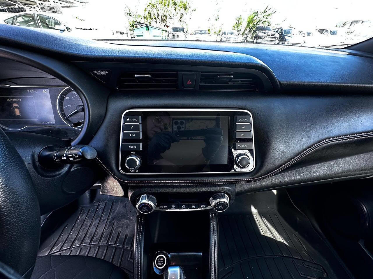 Used 2018 Nissan Kicks SR w/ Interior Electronics Package image 6