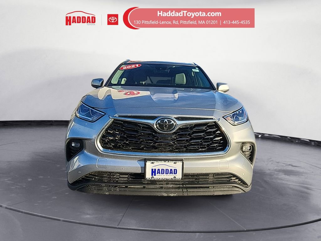 Used 2021 Toyota Highlander Limited image 8