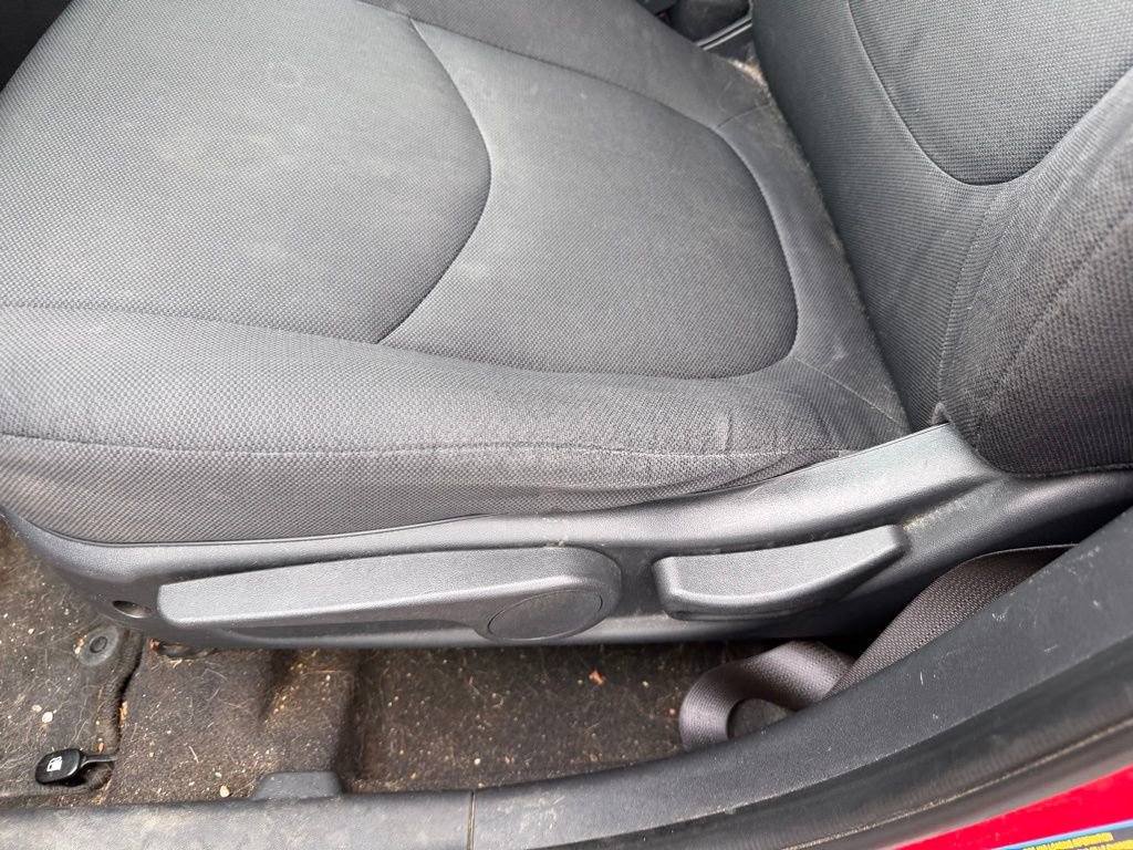 Used 2010 Kia Soul + image 9