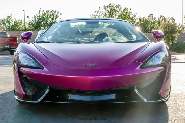 Used 2018 McLaren 570S Spider RWD image 13