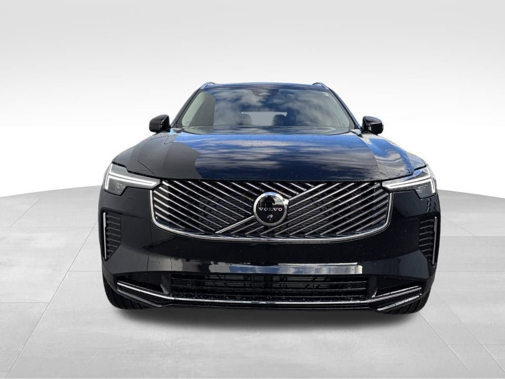 New 2026 Volvo XC90 B6 Plus w/ Protection Package AWD/4WD image 8