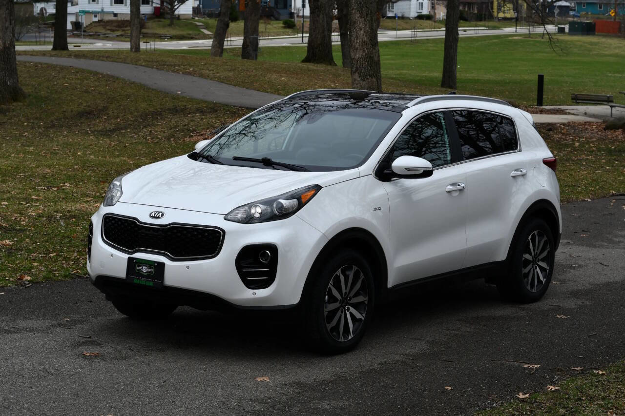 Used 2017 Kia Sportage EX w/ EX Technology Package image 3
