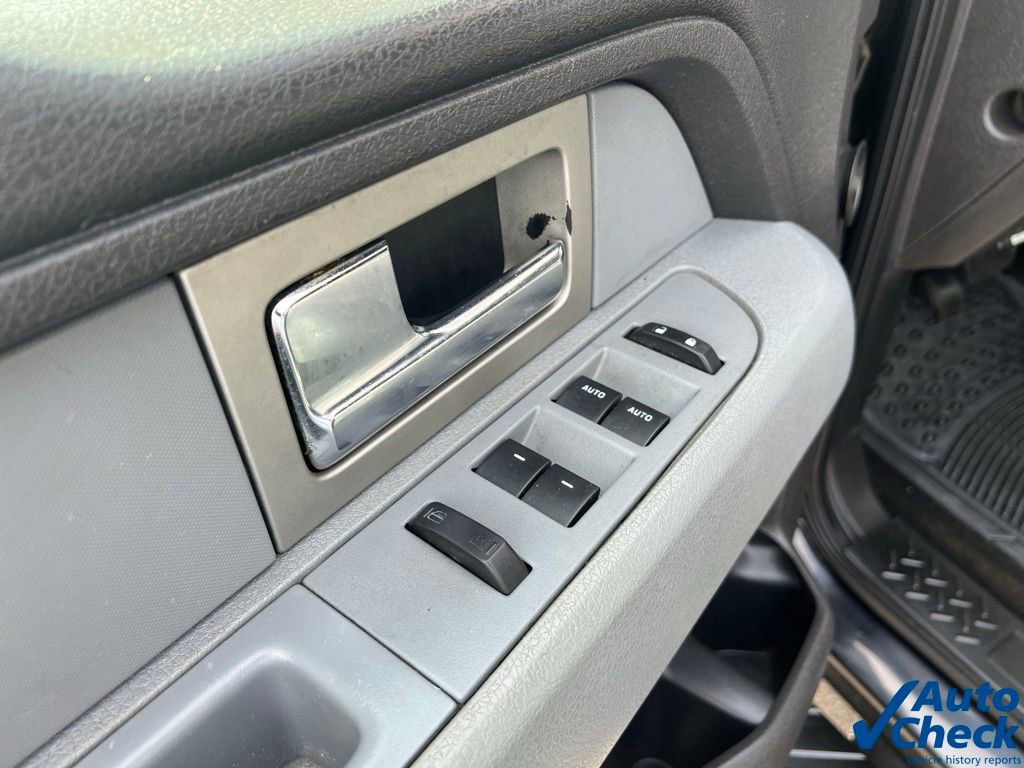 Used 2011 Ford F150 XLT w/ XLT Chrome Pkg image 20