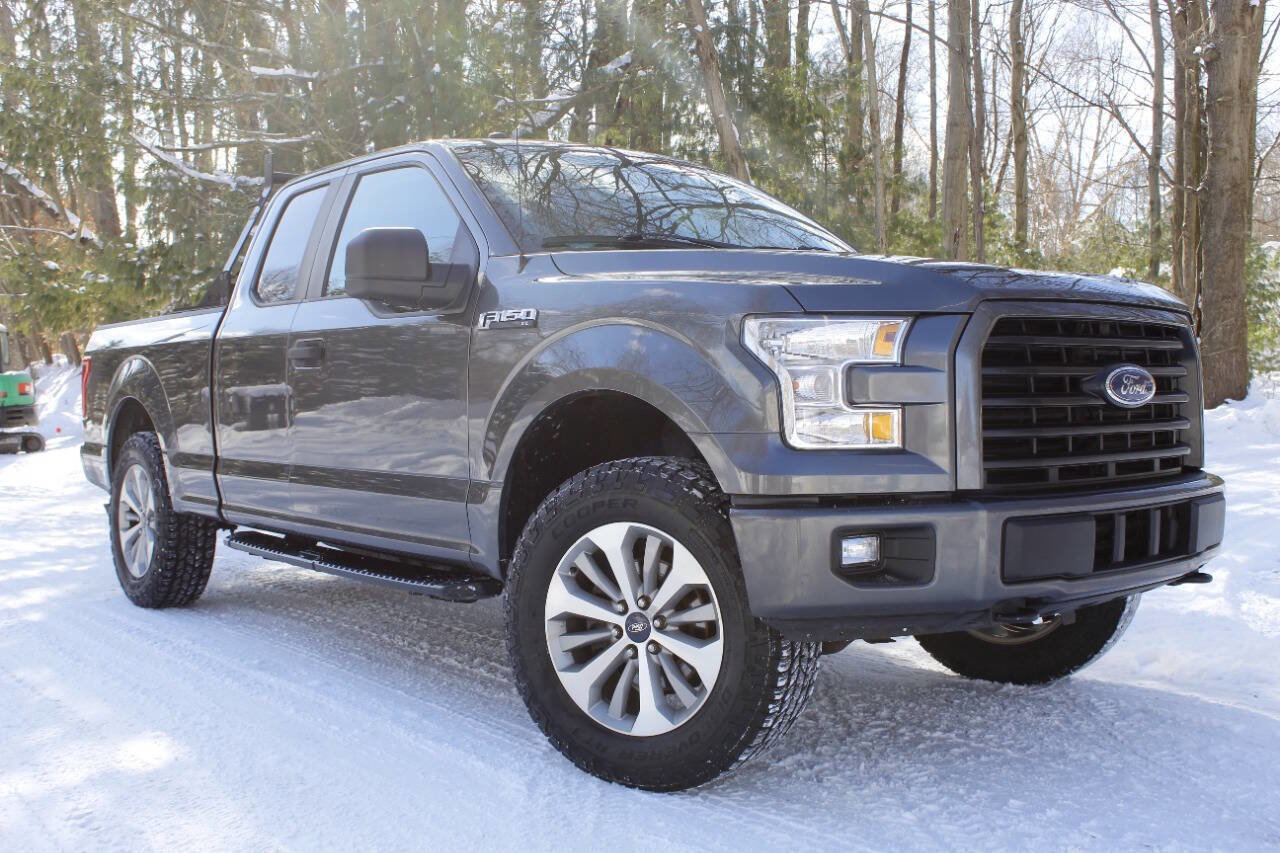 Used 2017 Ford F150 XL w/ Equipment Group 101A Mid AWD/4WD image 13