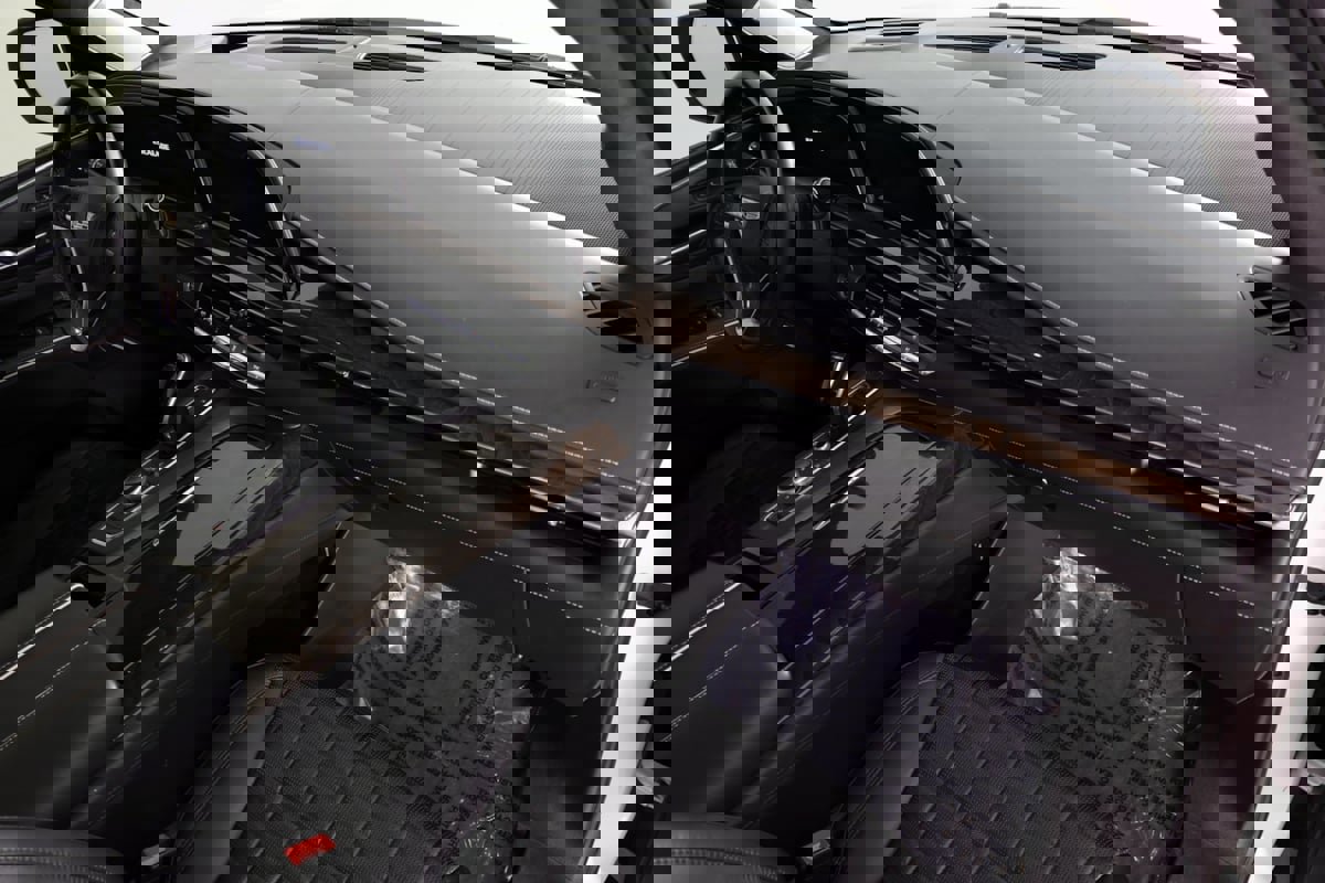 Used 2022 Cadillac Escalade ESV Sport Platinum w/ Heavy-Duty Trailer Package image 41