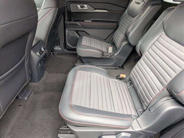 New 2026 Ford Explorer ST-Line w/ ST-Line Street Pack image 15