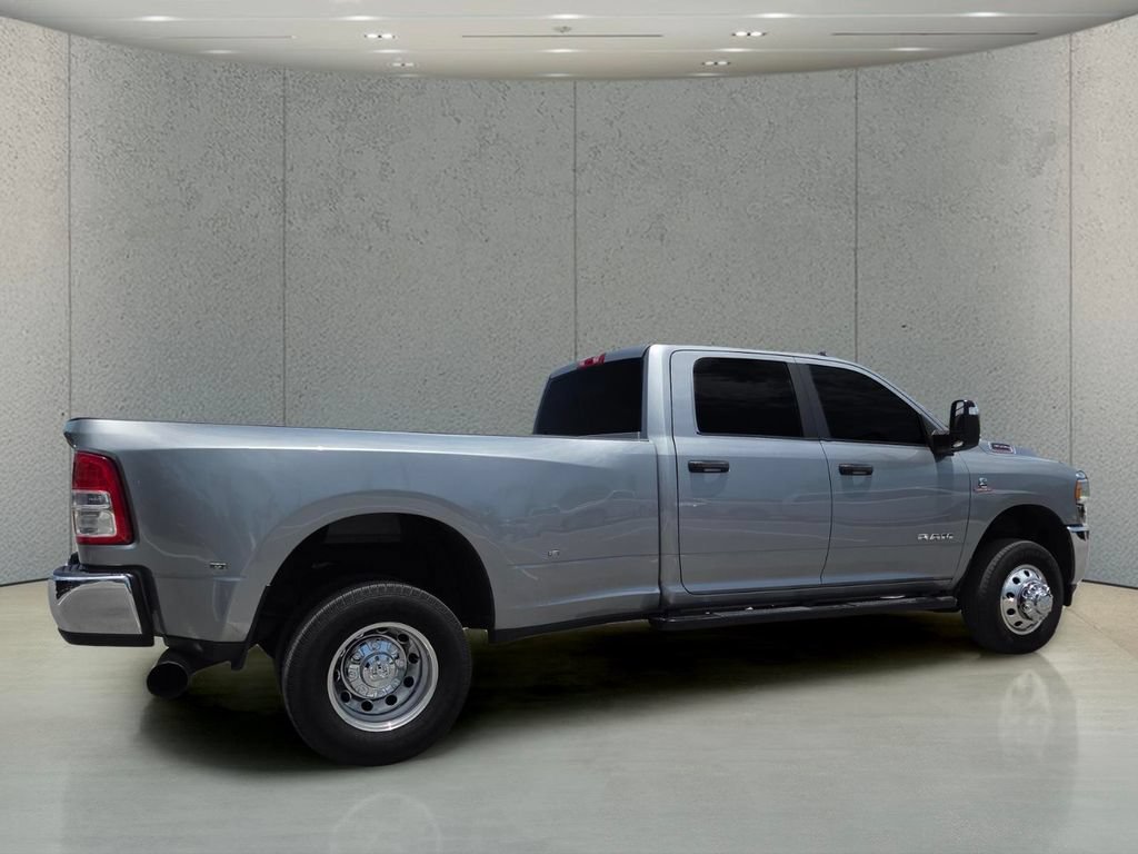 Used 2023 RAM 3500 Big Horn w/ Protection Group AWD/4WD image 3