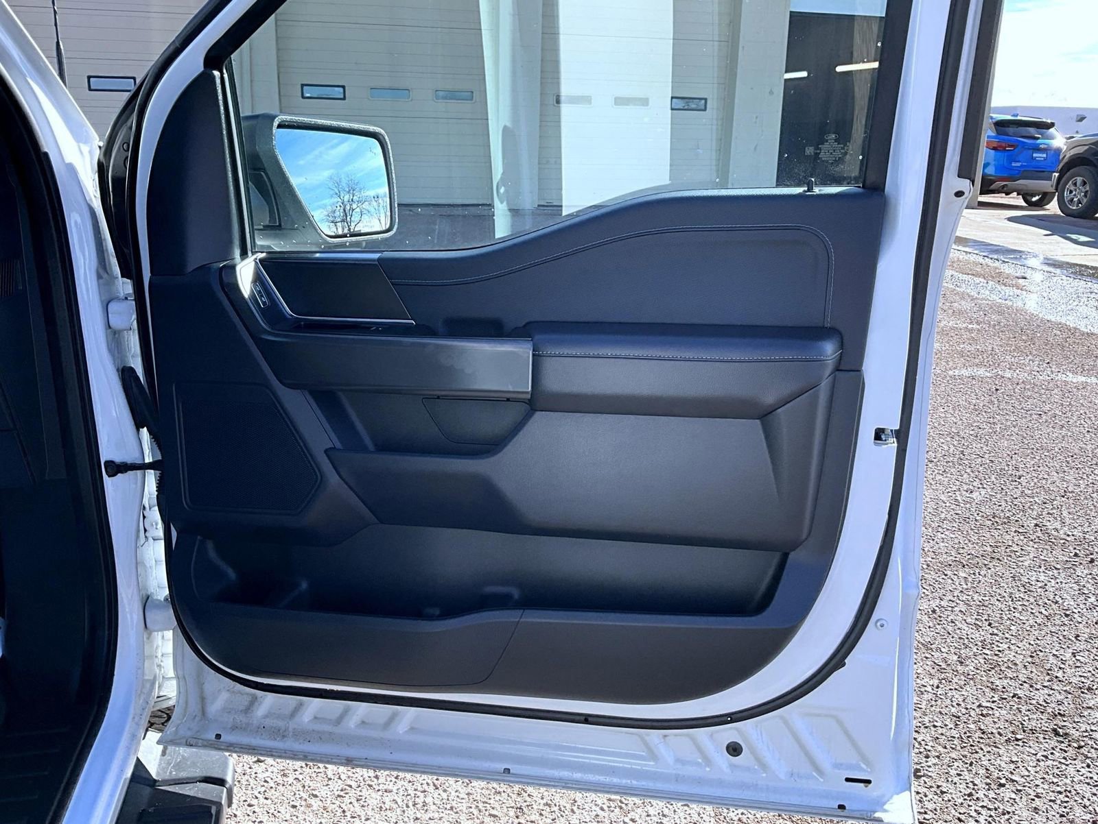 Used 2024 Ford F150 XLT w/ XLT Black Appearance Package image 17