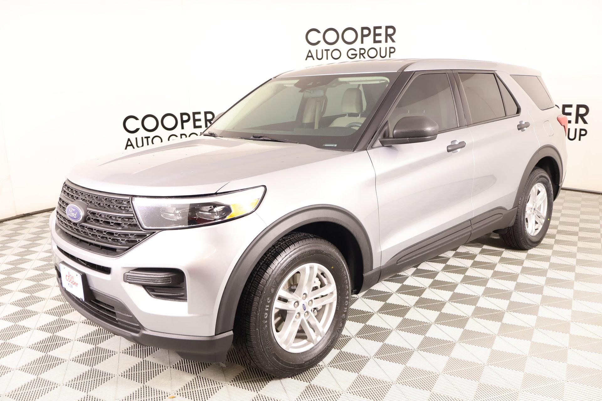 Used 2023 Ford Explorer 4WD image 9