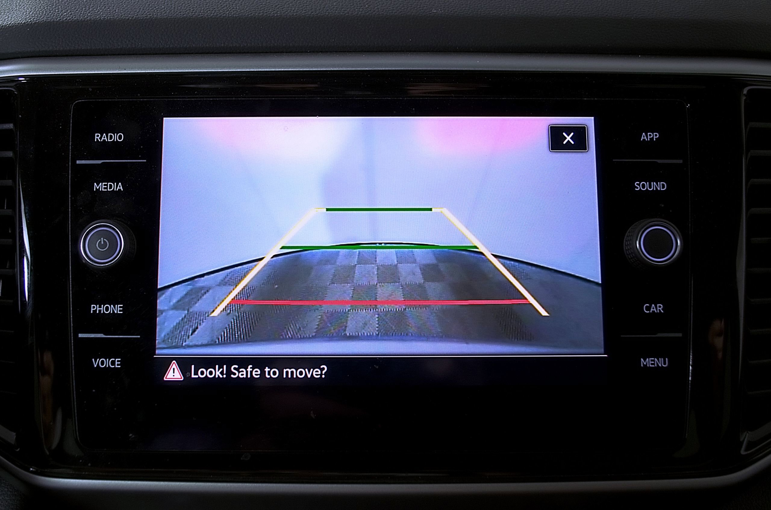 Used 2022 Volkswagen Atlas SE image 29