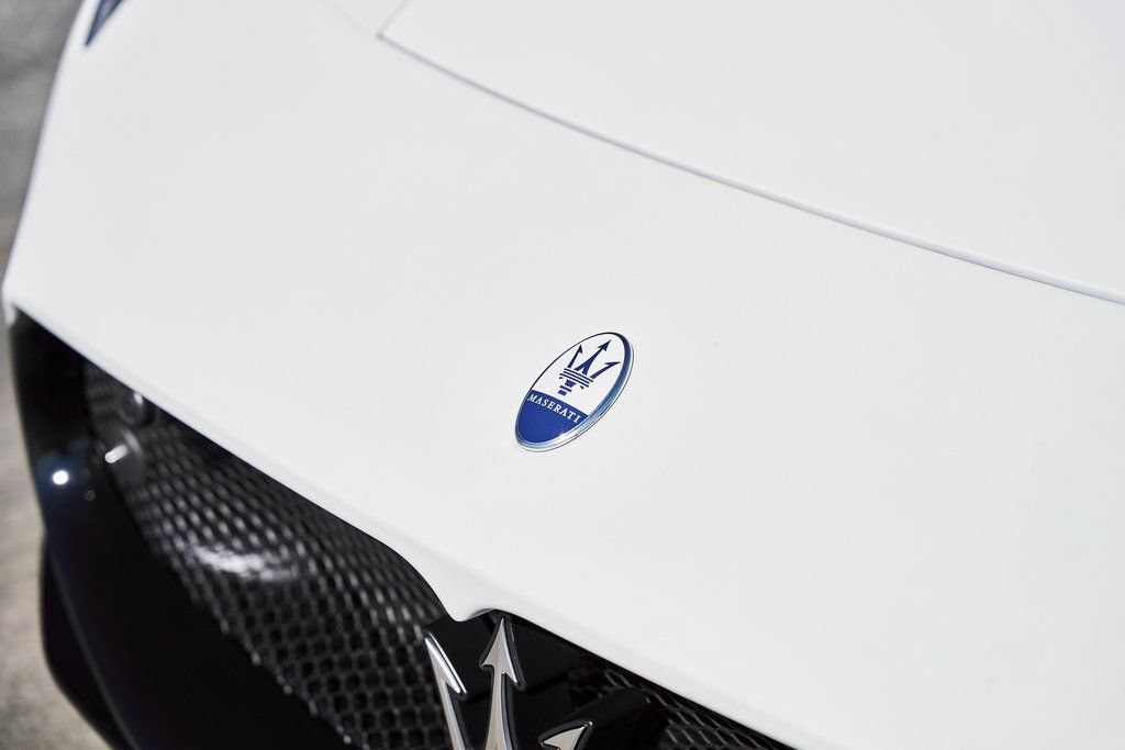 Used 2023 Maserati MC20 Coupe RWD image 8