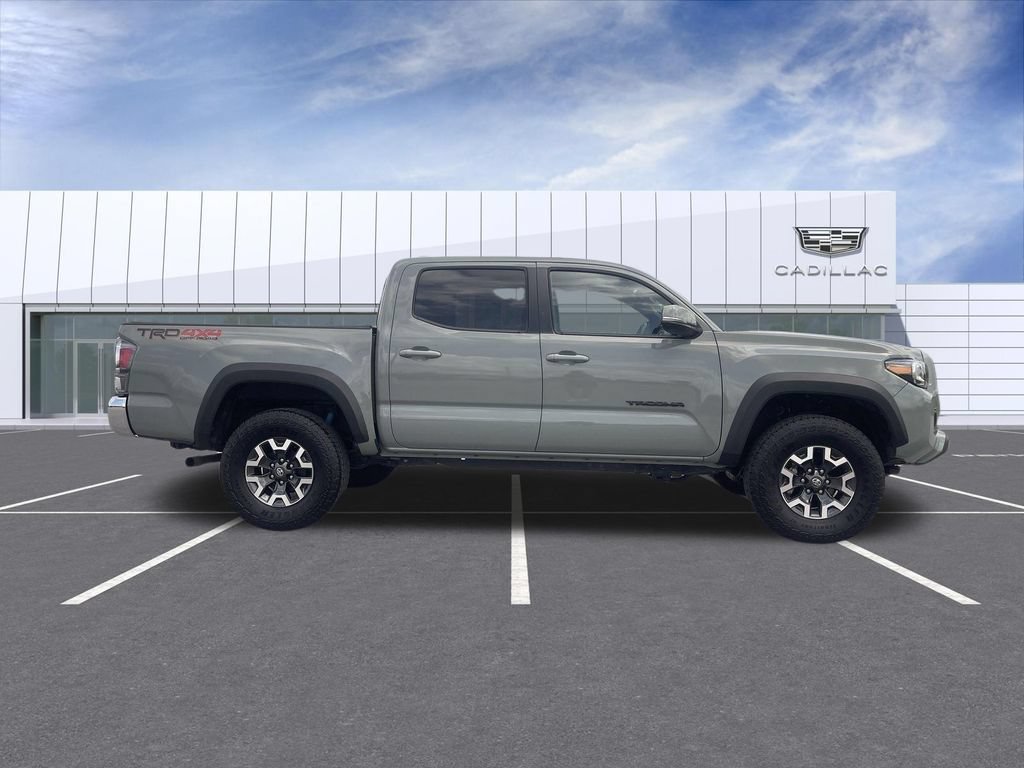 Used 2023 Toyota Tacoma TRD Off-Road AWD/4WD image 9