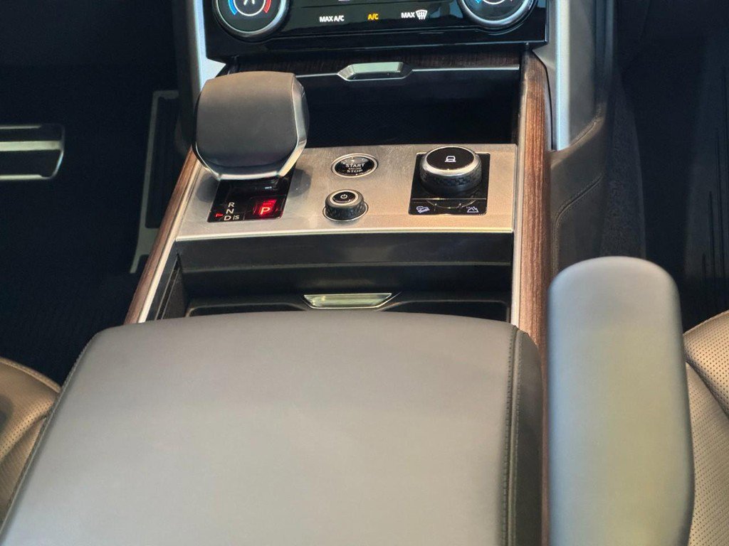 Used 2023 Land Rover Range Rover Autobiography image 15