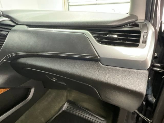 Used 2015 Chevrolet Tahoe LTZ AWD/4WD image 13