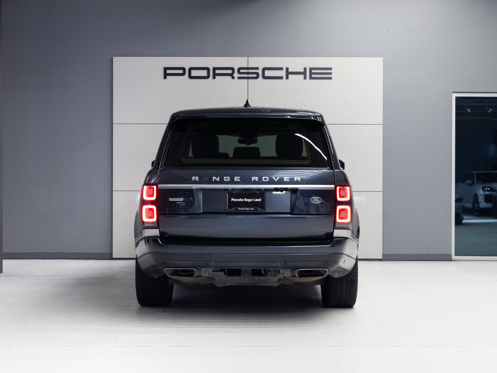 Used 2021 Land Rover Range Rover Autobiography AWD/4WD image 6
