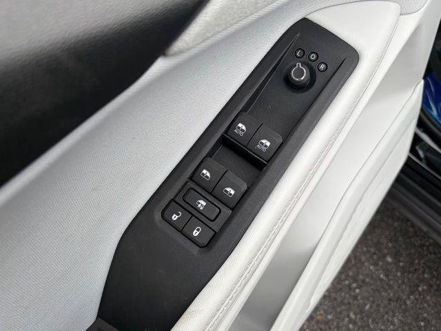 New 2026 Jeep Cherokee Laredo AWD/4WD image 12
