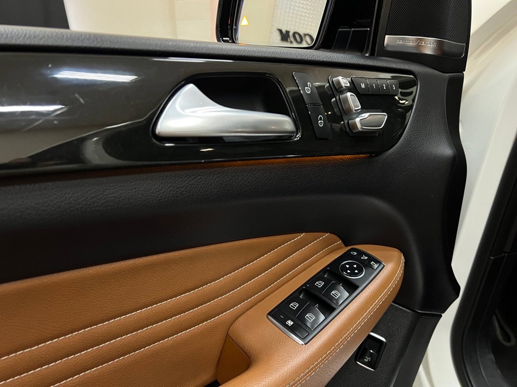 Used 2019 Mercedes-Benz GLE 43 AMG 43 AMG image 22