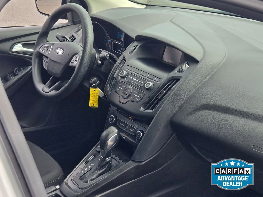 Used 2018 Ford Focus SE FWD image 6