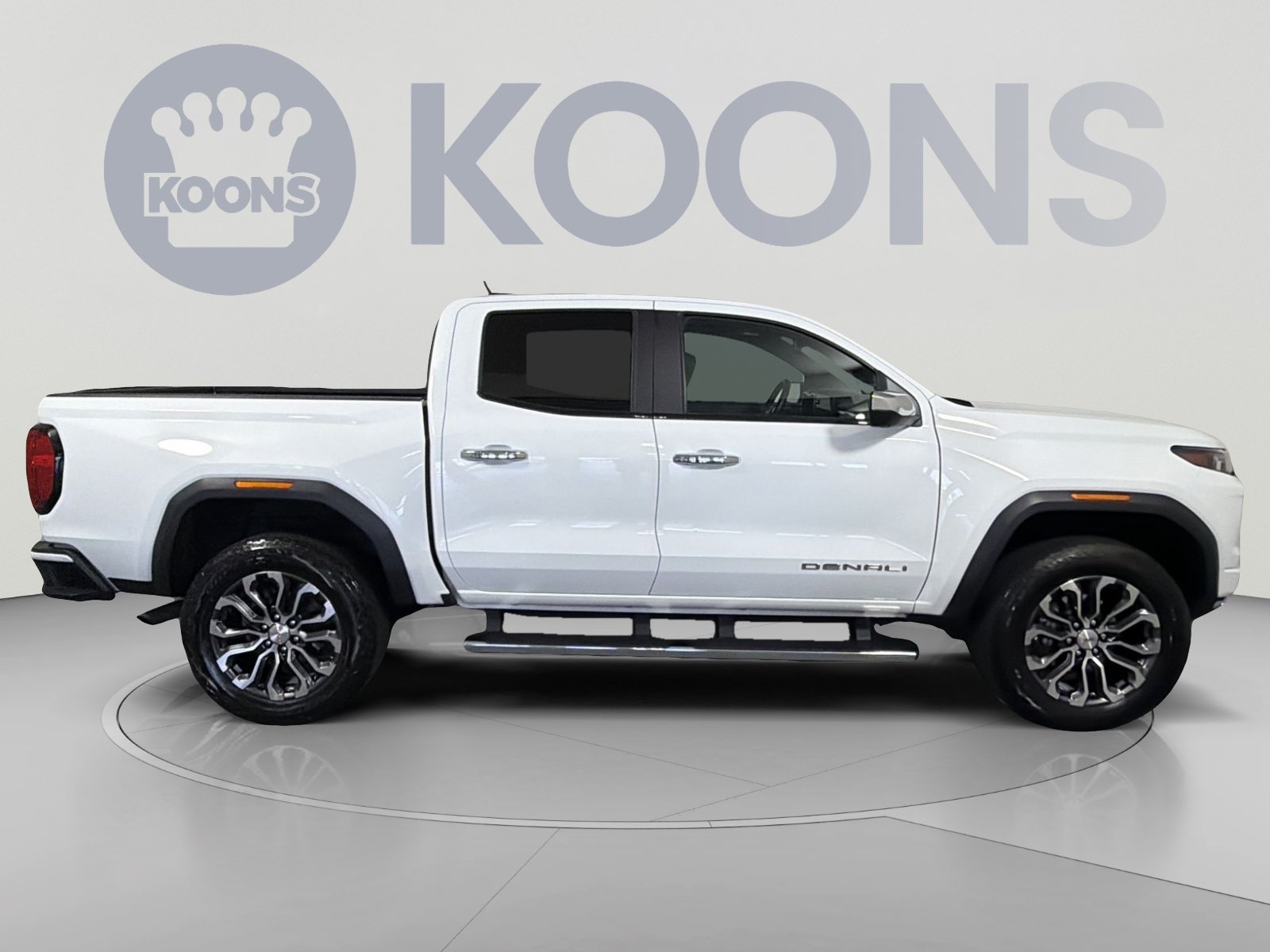 Used 2023 GMC Canyon Denali AWD/4WD image 8