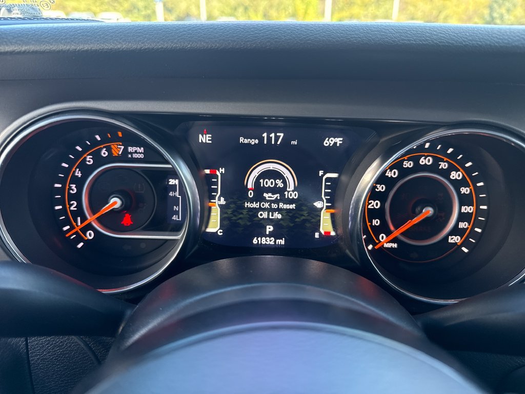 Used 2020 Jeep Gladiator Sport w/ Quick Order Package 24S AWD/4WD image 13