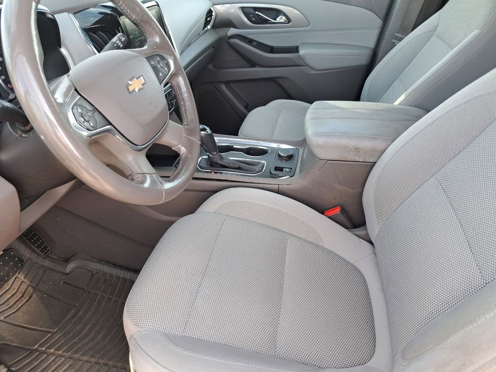 Used 2018 Chevrolet Traverse LT image 15