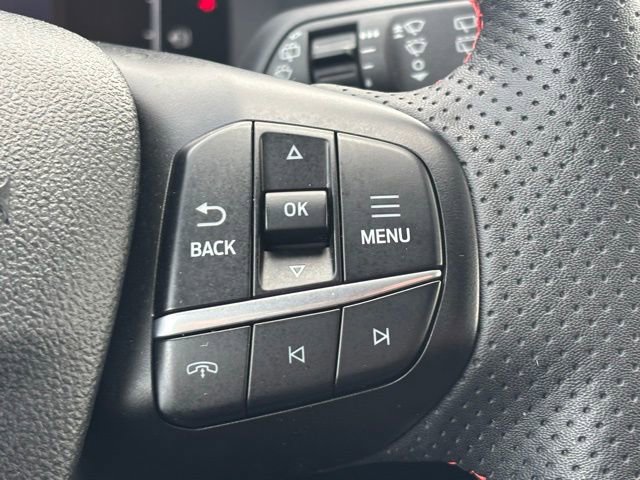 Used 2023 Ford Escape ST-Line Select image 18