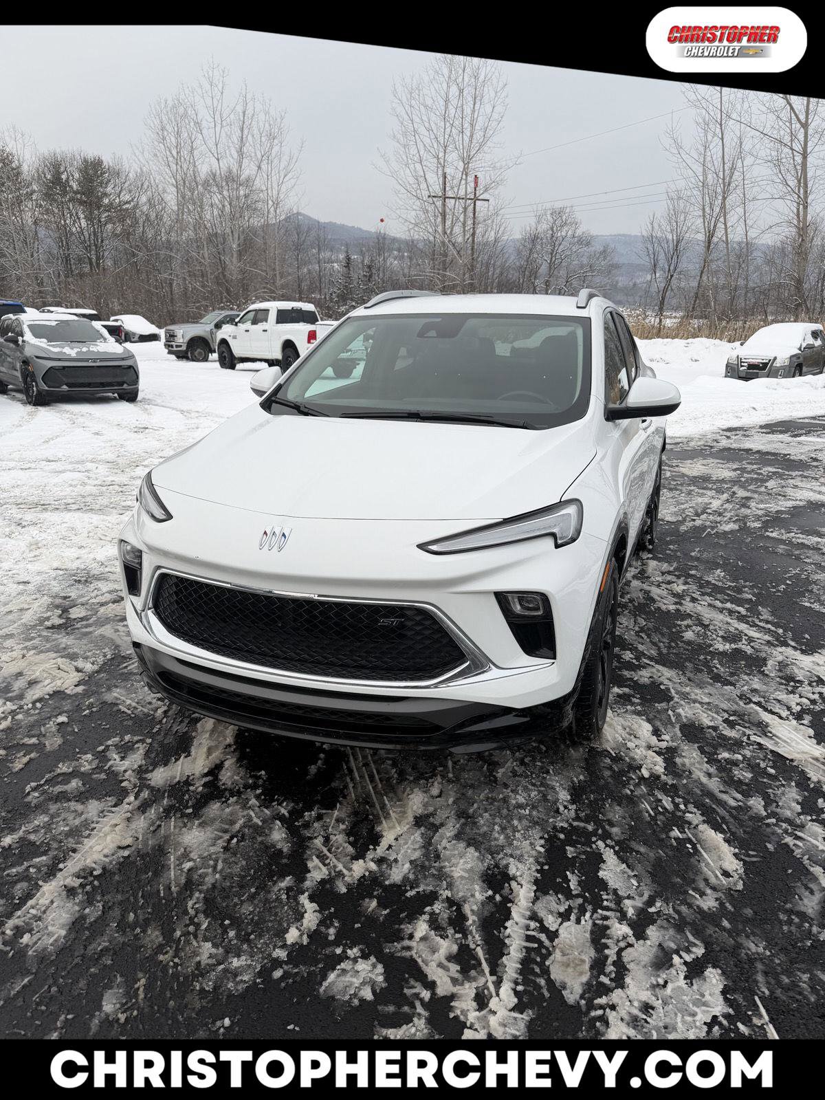 Used 2024 Buick Encore GX Sport Touring w/ Comfort Package image 1