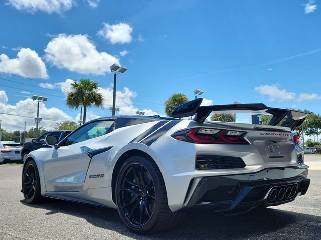 New 2027 Chevrolet Corvette Grand Sport w/ Z52 Sport Performance Package RWD image 12