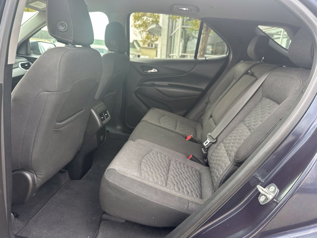 Used 2018 Chevrolet Equinox LT AWD/4WD image 33