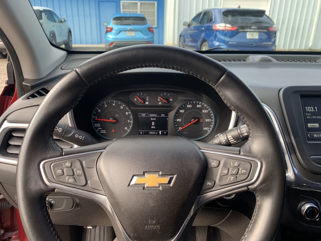 Used 2018 Chevrolet Equinox LT image 18