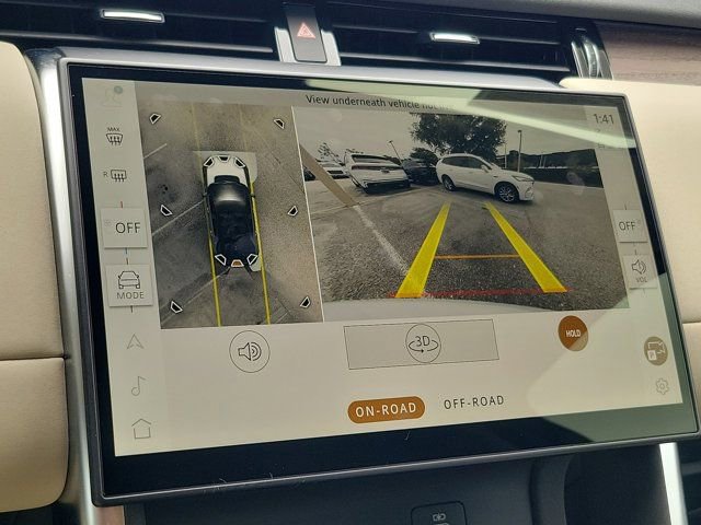 Used 2025 Land Rover Discovery Sport S image 32