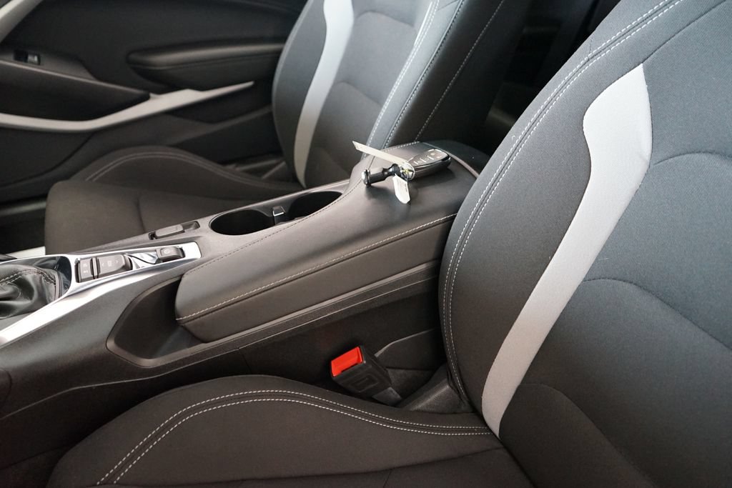 Used 2023 Chevrolet Camaro LT RWD image 27