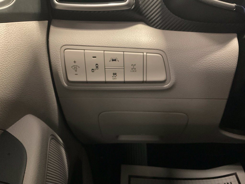 Used 2019 Hyundai Tucson Value AWD/4WD image 16