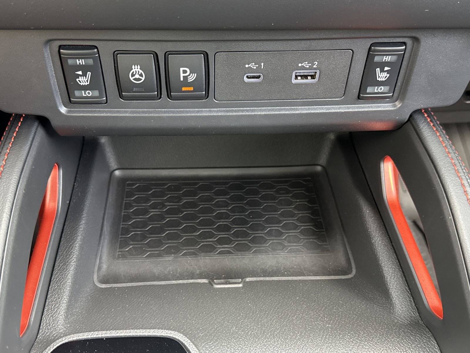 Used 2024 Nissan Frontier Pro-X w/ Pro Convenience Package RWD image 26