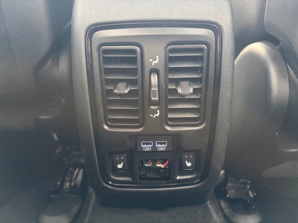 Used 2023 Dodge Durango R/T AWD/4WD image 16