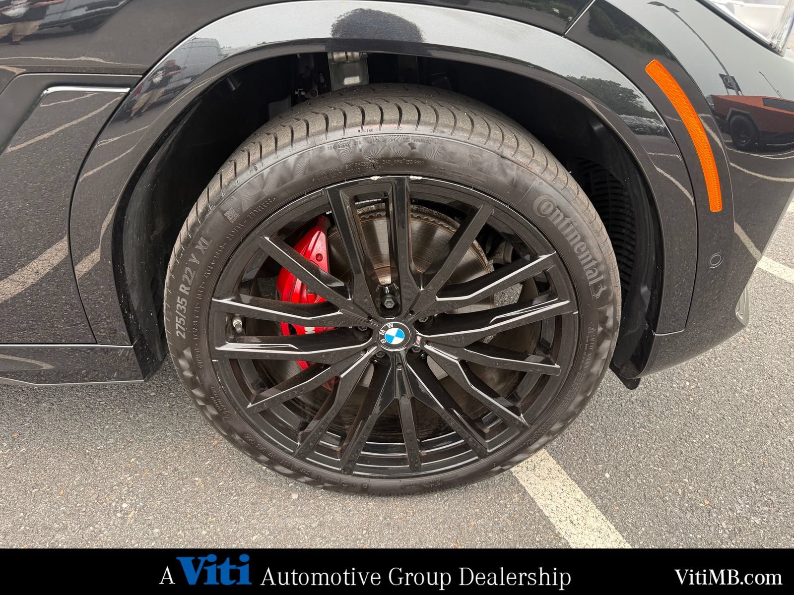 Used 2022 BMW X6 xDrive40i w/ M Sport Package AWD/4WD image 15