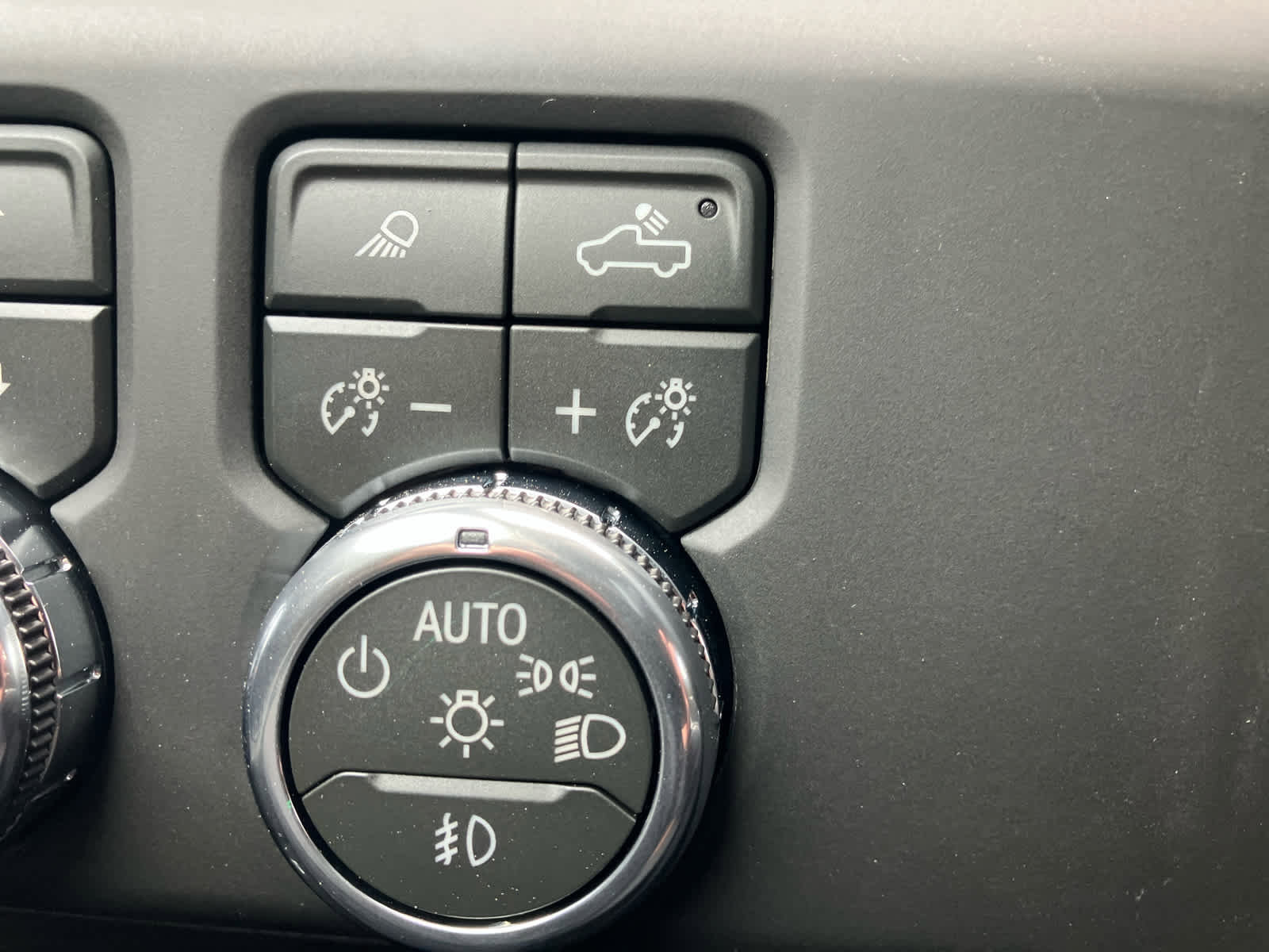 New 2026 GMC Sierra 2500 AT4 w/ AT4 Premium Plus Package image 17