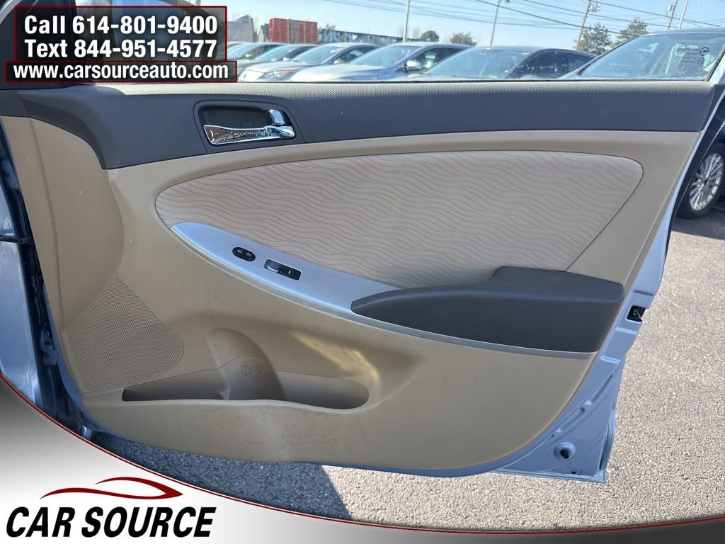 Used 2013 Hyundai Accent GLS w/ Premium Pkg image 23