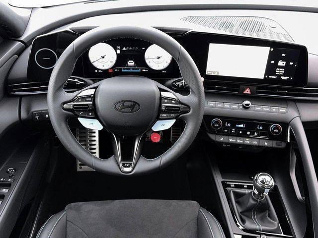 New 2026 Hyundai Elantra N FWD image 17