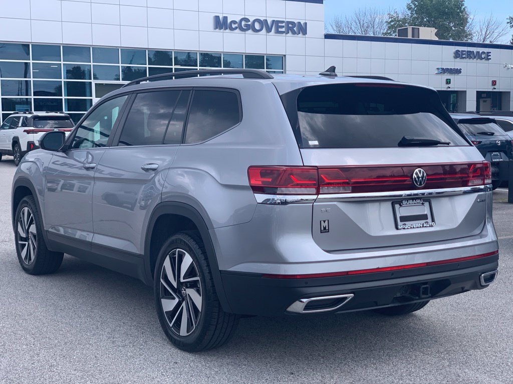 Used 2025 Volkswagen Atlas SE AWD/4WD image 5