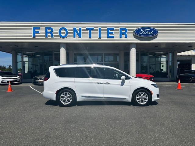 Used 2018 Chrysler Pacifica Touring-L Plus