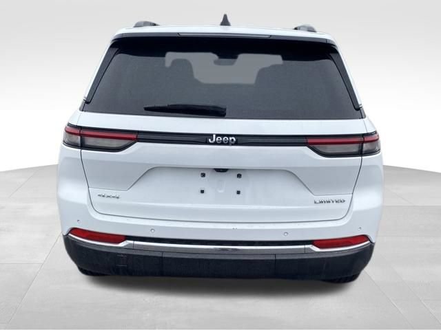 Used 2023 Jeep Grand Cherokee Limited AWD/4WD image 4