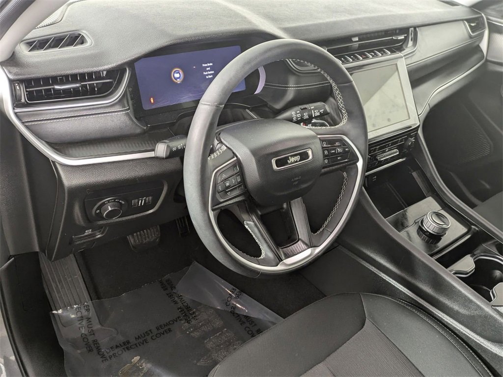 Certified 2023 Jeep Grand Cherokee L Laredo w/ Luxury Tech Group I image 11