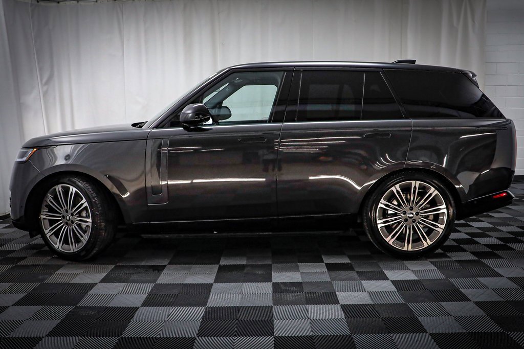 New 2025 Land Rover Range Rover SE image 5